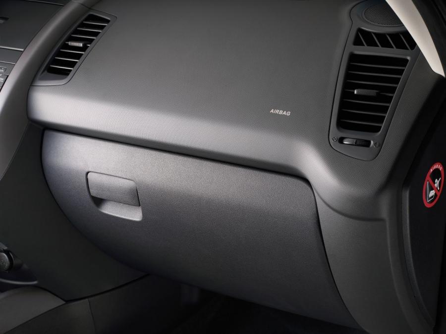 Kia Soul 2008 года  (фото 49 из 141)